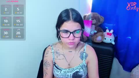 emma_boo_ online show from 07/28/26, 08:12