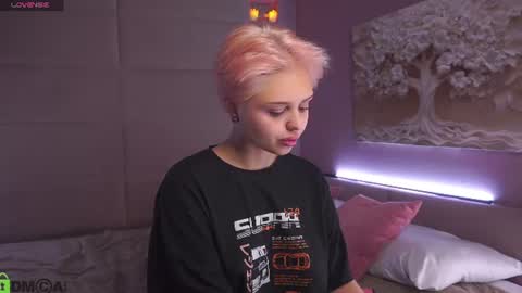 Emma online show from 07/21/26, 03:09
