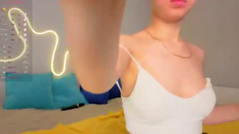 Emma online show from 06/11/26, 02:53