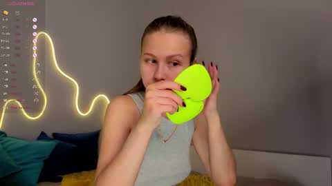 Emma online show from 06/27/26, 01:43