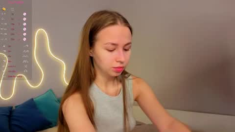 Emma online show from 07/17/26, 01:34