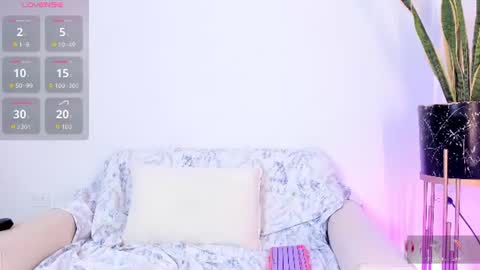 Emma online show from 07/11/26, 12:57