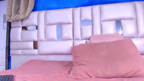 Emma online show from 10/07/25, 03:04