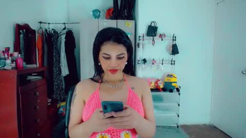 emma online show from 10/17/25, 10:12