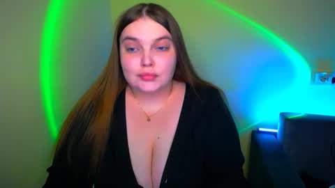 Snapshot of emma_dorn chatting on 09/18/25, 07:05 Eva online show from 09/18/25, 07:05