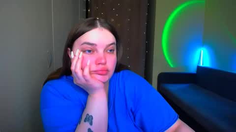 Snapshot of emma_dorn chatting on 10/12/25, 11:42 Eva online show from 10/12/25, 11:42