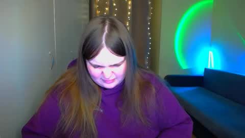 Snapshot of emma_dorn chatting on 10/19/25, 04:24 Eva online show from 10/19/25, 04:24