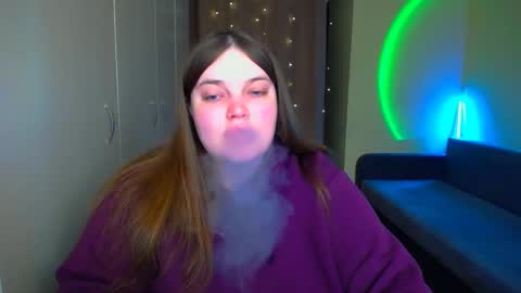 Snapshot of emma_dorn chatting on 10/25/25, 08:55 Eva online show from 10/25/25, 08:55