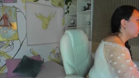 Emma  online show from 09/09/25, 02:16