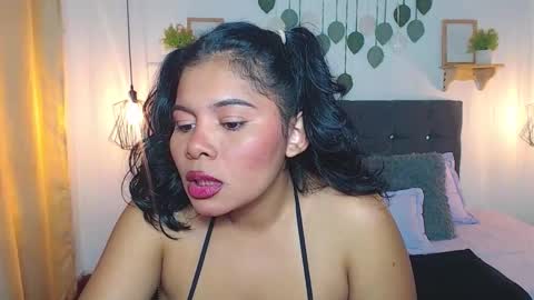 Snapshot of emma_hassani chatting on 03/18/26, 02:53 Tell me Emma online show from 03/18/26, 02:53