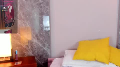 Emma online show from 11/23/25, 04:12