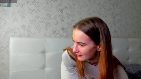 Snapshot of emma_jhons0n chatting on 02/14/25, 12:51 Emma Mon Tue Thu Fri Sat 3am-9am GTM2 online show from 02/14/25, 12:51