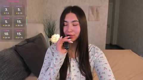 Snapshot of emma_jhons0n chatting on 11/19/25, 10:26 Emma Mon Tue Thu Fri Sat 3am-9am GTM2 online show from 11/19/25, 10:26