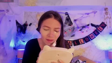 emma_jhoons online show from 10/06/25, 11:07