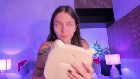 emma_jhoons online show from 12/16/25, 11:04