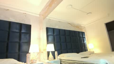 emma_jhoons online show from 07/11/26, 04:04
