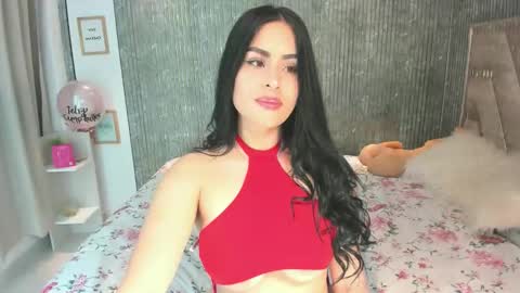 emma_johnsson1 online show from 02/05/26, 04:06
