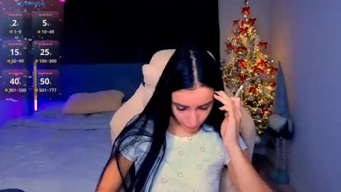 Snapshot of emma_jordan chatting on 01/14/26, 02:44 Emma online show from 01/14/26, 02:44