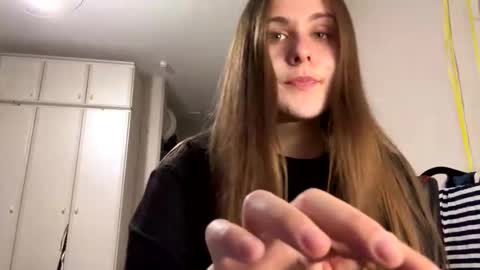 emma_just online show from 12/20/24, 07:22