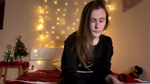 emma_just online show from 12/21/24, 06:02