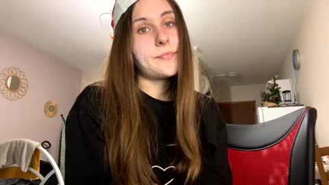 emma_just online show from 01/03/25, 11:03