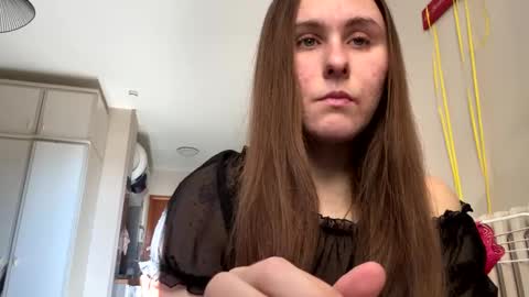 emma_just online show from 02/06/25, 11:10
