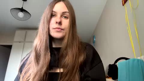 emma_just online show from 02/15/25, 12:43
