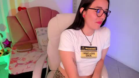 Emma  online show from 06/08/26, 04:18