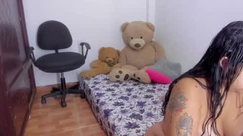 whises lits        online show from 10/07/25, 01:08