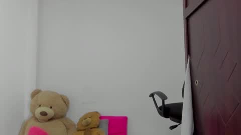 Snapshot of emma_lean chatting on 10/28/25, 11:14 whises lits online show from 10/28/25, 11:14