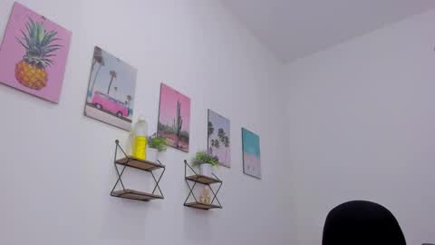 Snapshot of emma_lean chatting on 12/05/25, 12:03 whises lits online show from 12/05/25, 12:03