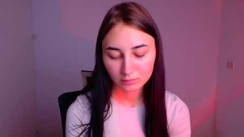 Emma online show from 12/12/24, 10:02