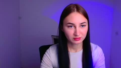 Emma online show from 12/18/24, 12:07