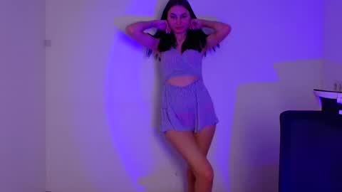 Emma online show from 12/22/24, 06:28
