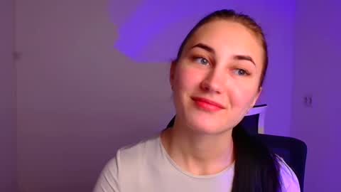 Emma online show from 12/24/24, 09:39