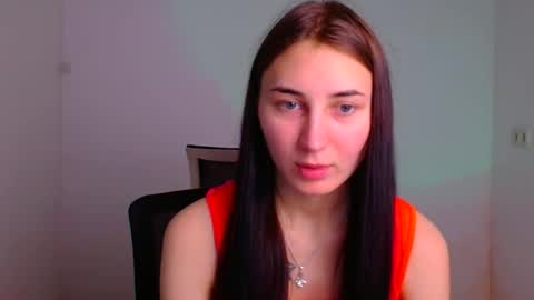 Emma online show from 01/12/25, 12:23