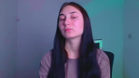 Emma online show from 01/21/25, 06:00