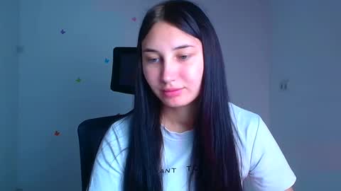 Emma online show from 09/11/25, 05:18