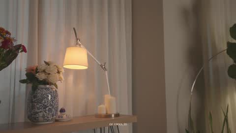 emma_lu1 online show from 10/09/25, 02:48