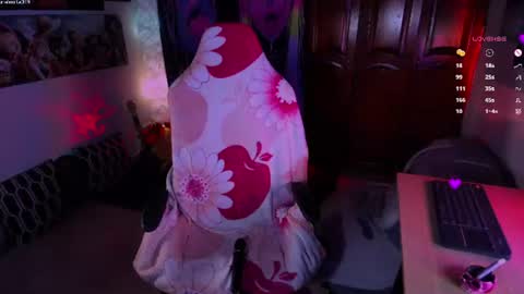 LUNA online show from 06/11/26, 02:53