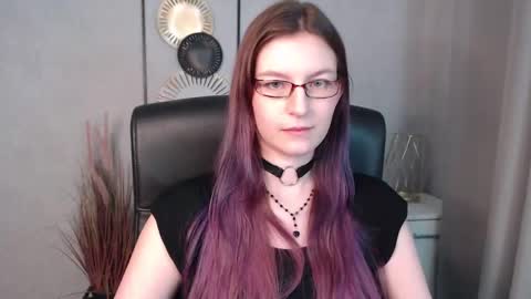 emma online show from 12/11/24, 12:34