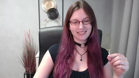 emma online show from 12/29/24, 01:49