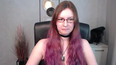 emma online show from 03/12/25, 07:02