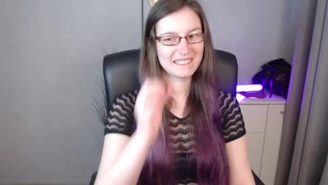 emma online show from 10/23/25, 07:07