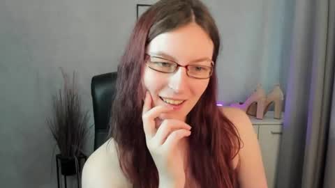 emma online show from 07/07/26, 06:38