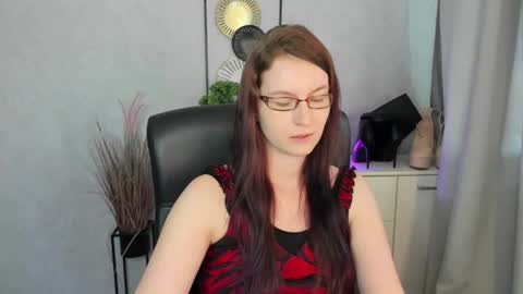 emma online show from 07/28/26, 12:23