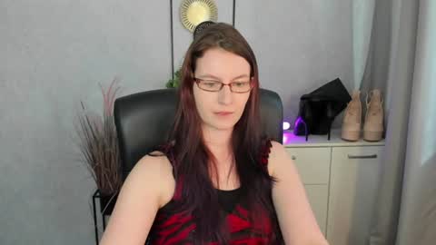 emma online show from 07/28/26, 12:48