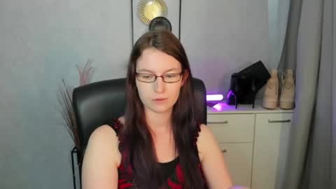 emma online show from 07/28/26, 06:20