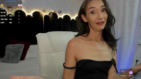 Emma  online show from 10/14/25, 12:17