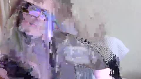 Snapshot of emma_misty_ chatting on 09/26/25, 04:11 emma_misty_ online show from 09/26/25, 04:11